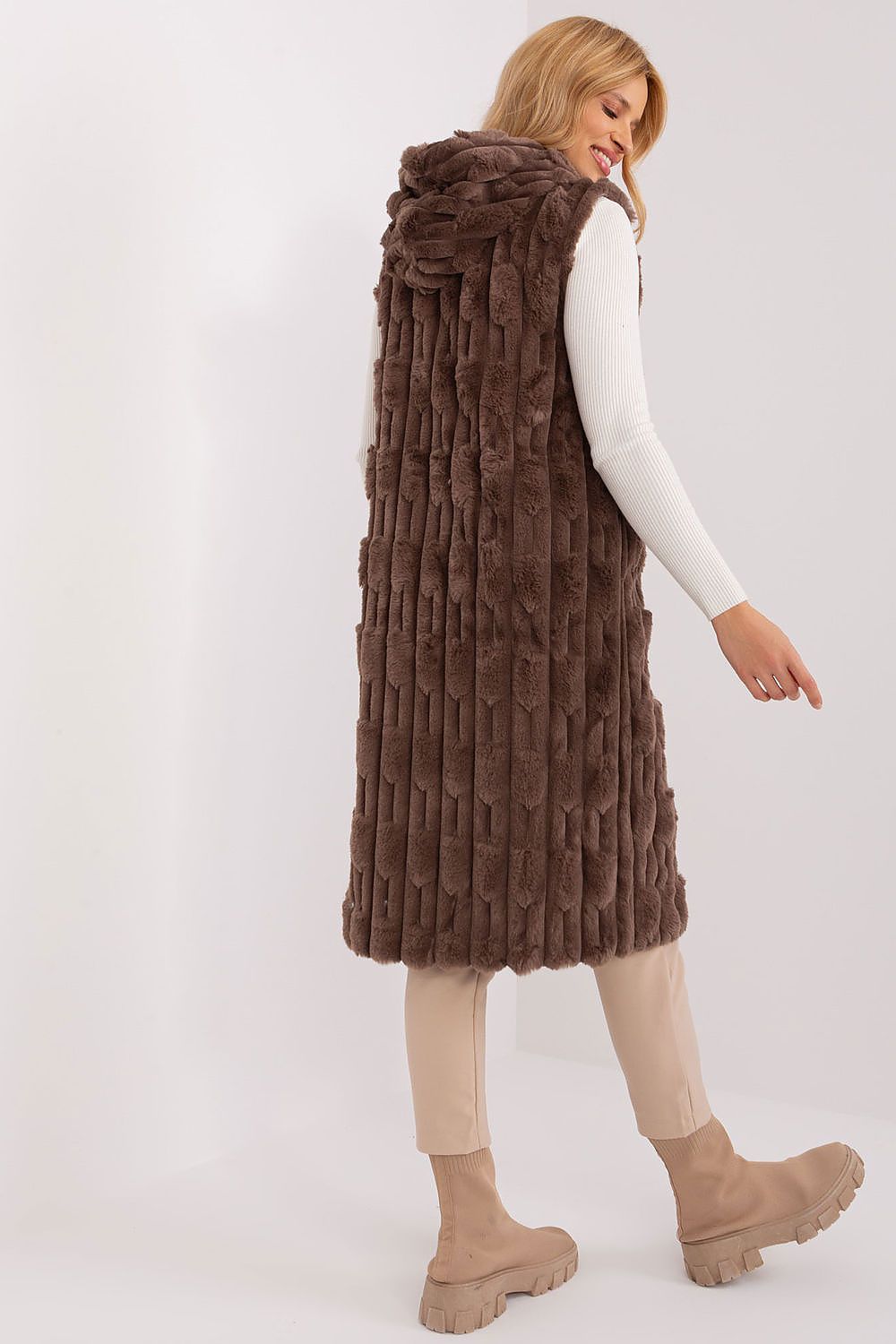  Gilet model 190868 Wool Fashion Italia 