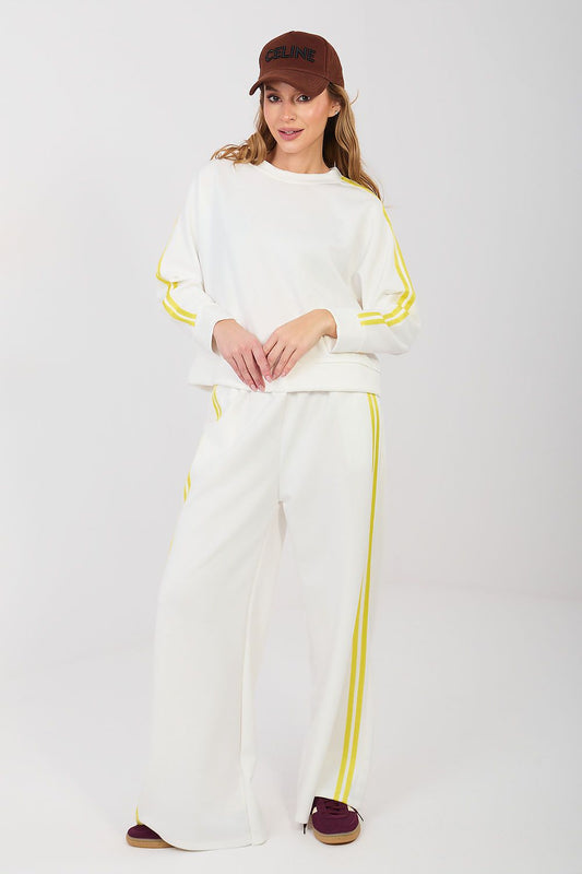  L`ensemble model 232207 Rue Paris 