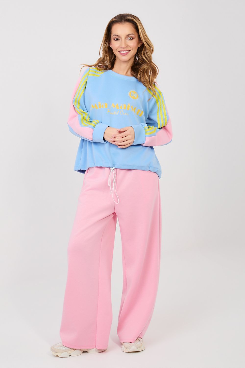  L`ensemble model 232201 Rue Paris 