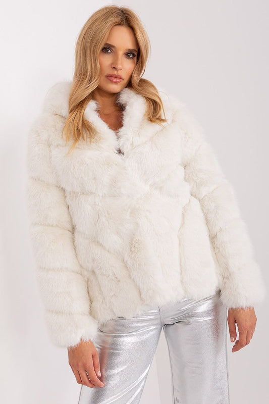  Veste model 186725 Wool Fashion Italia 